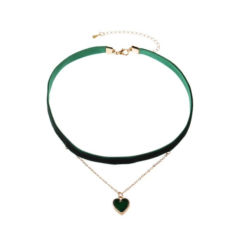 Verlieben Sie sich in unsere verstellbare Love Heart Velvet Choker Collar Kette - Perfekt für Frauen, Mädchen und Jugendliche für Hochzeitsfeiern und Alltagskleidung