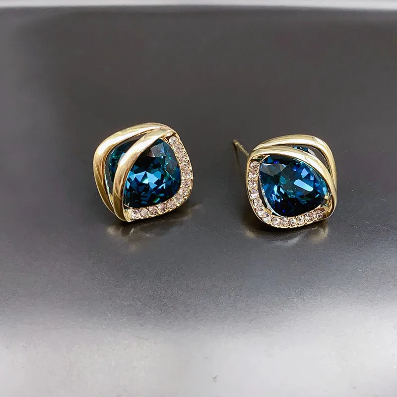 Blue Stud Ohrringe Geometrisches Licht Luxus Mode Temperament Ohrringe