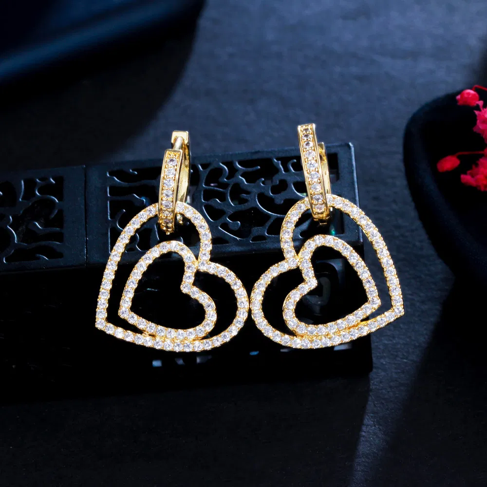 Doppelte Liebe Ohrringe Mikro Inlaid Zircon Doppel Stapel Herz-förmige süße Ohrtropfen Schnalle