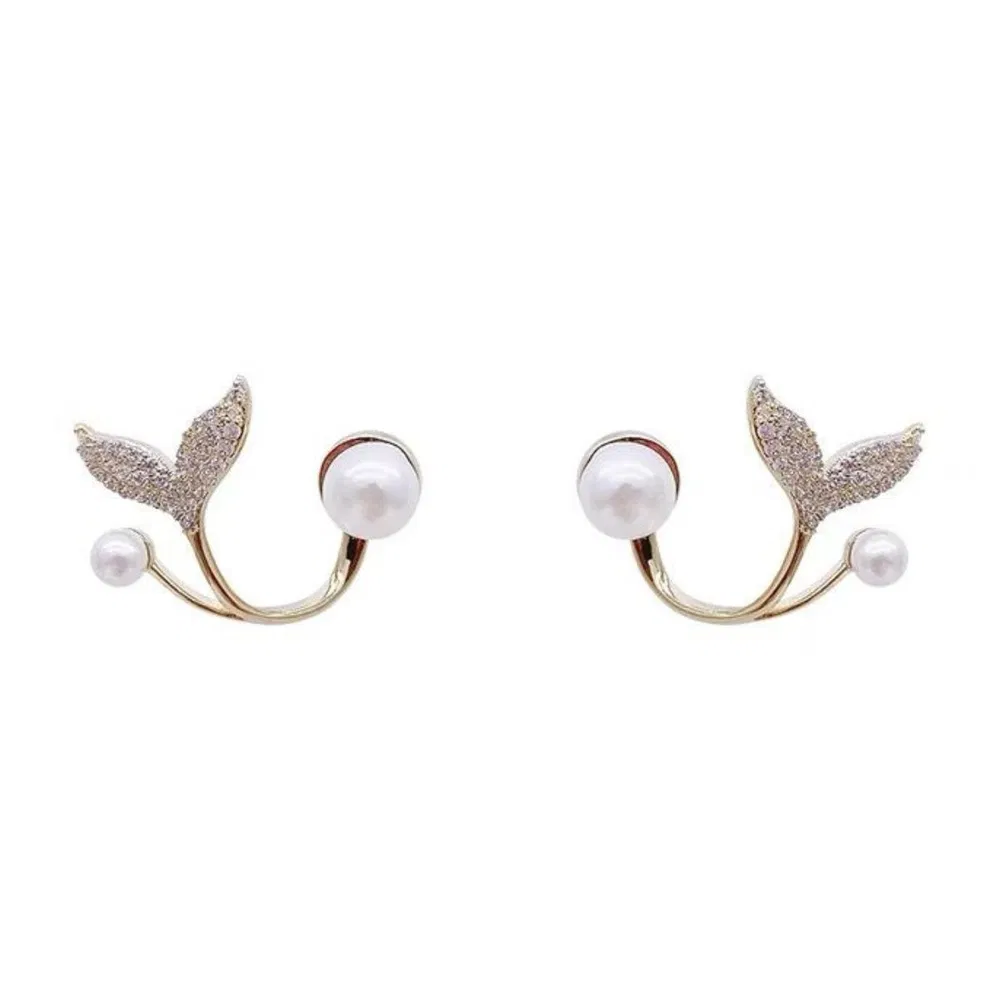 Damen Design Sense Fishtail Pearl Ohrringe Licht Luxus Elegant Persönlichkeit Ohrringe Perfekt für Geschenke
