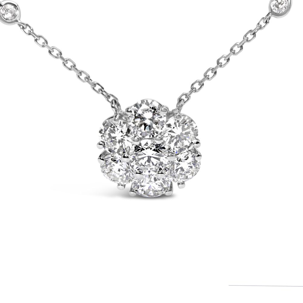 14 Karat Weißgold 3,0 Cttw Lab Grown Diamant Floral Cluster und Station 18
