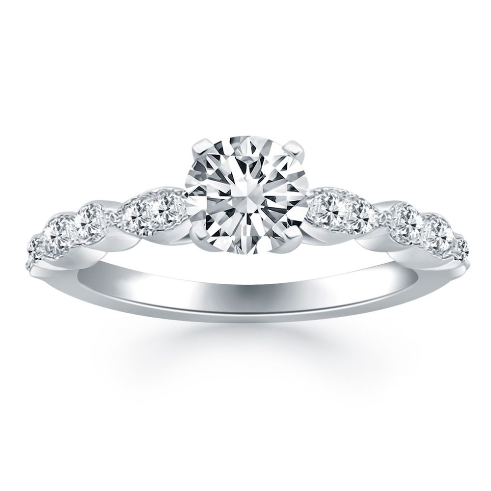 14 Karat Weißgold Fancy Shaped Diamond Engagement Ring