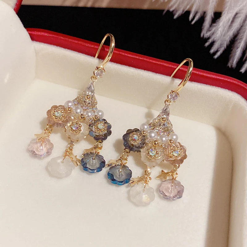 Deluxe Design Triangle Flower Tassel Ohrringe