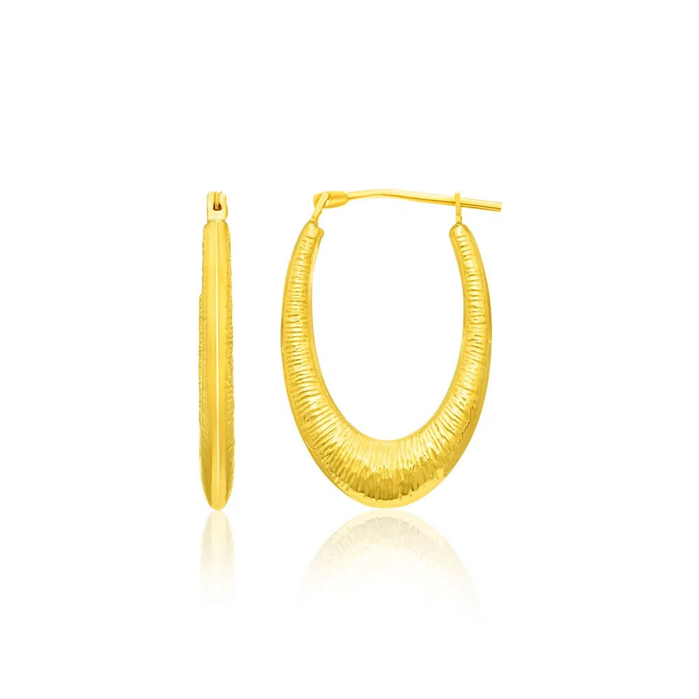 14 Karat Gelbgold Hoop Ohrringe in einem Graduierten Textur Stil