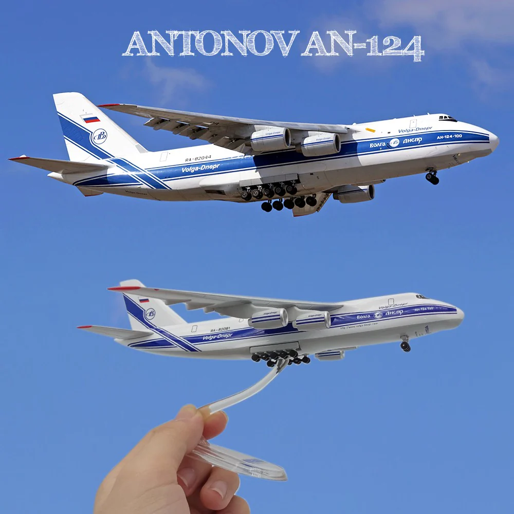 1:400 Antonov An-124 Large Transport Aircraft Model