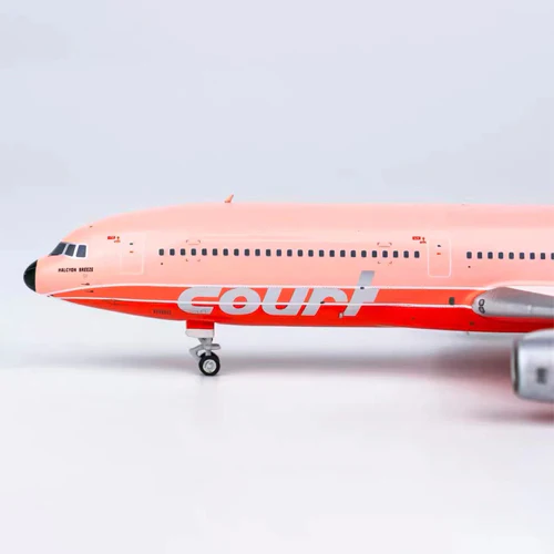 1:400 Court Line L-1011-1 Airplane Model
