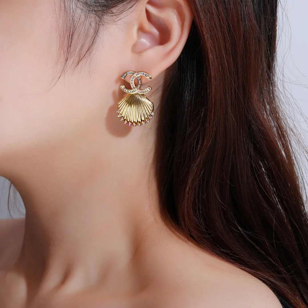 CC Earrings 0008