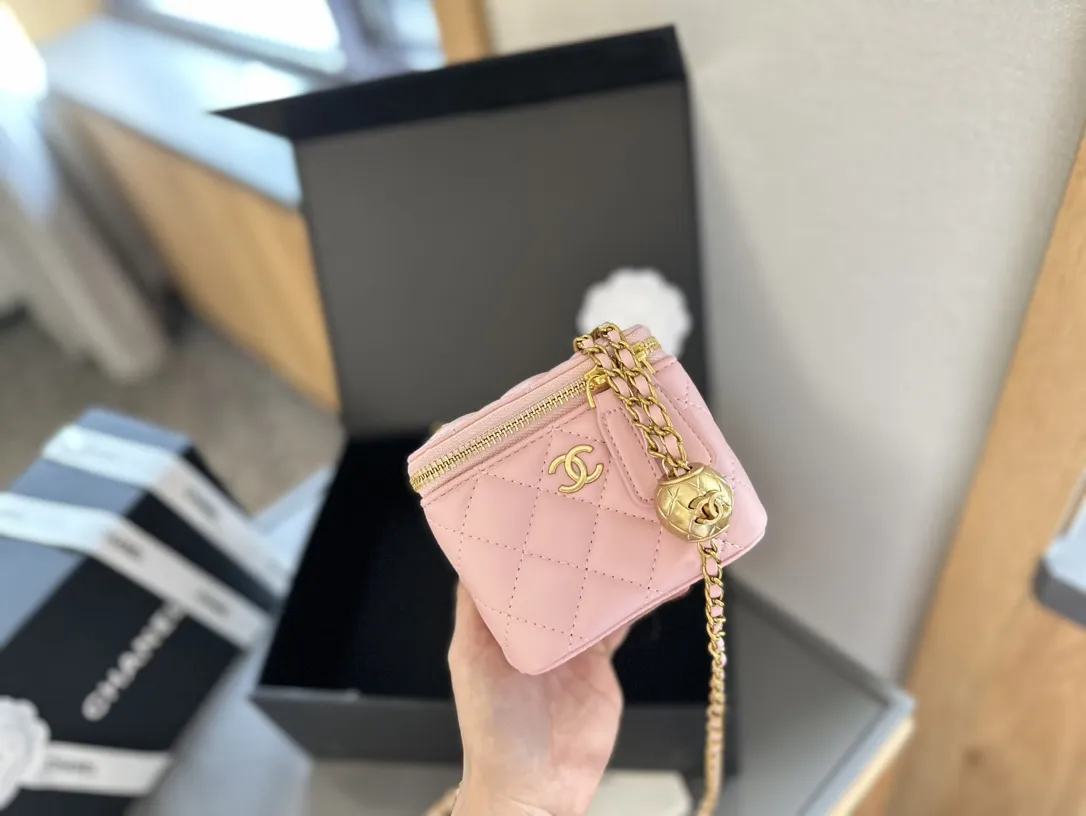 Pearl Crush Vanity Case with Chain Quilted Lambskin Mini