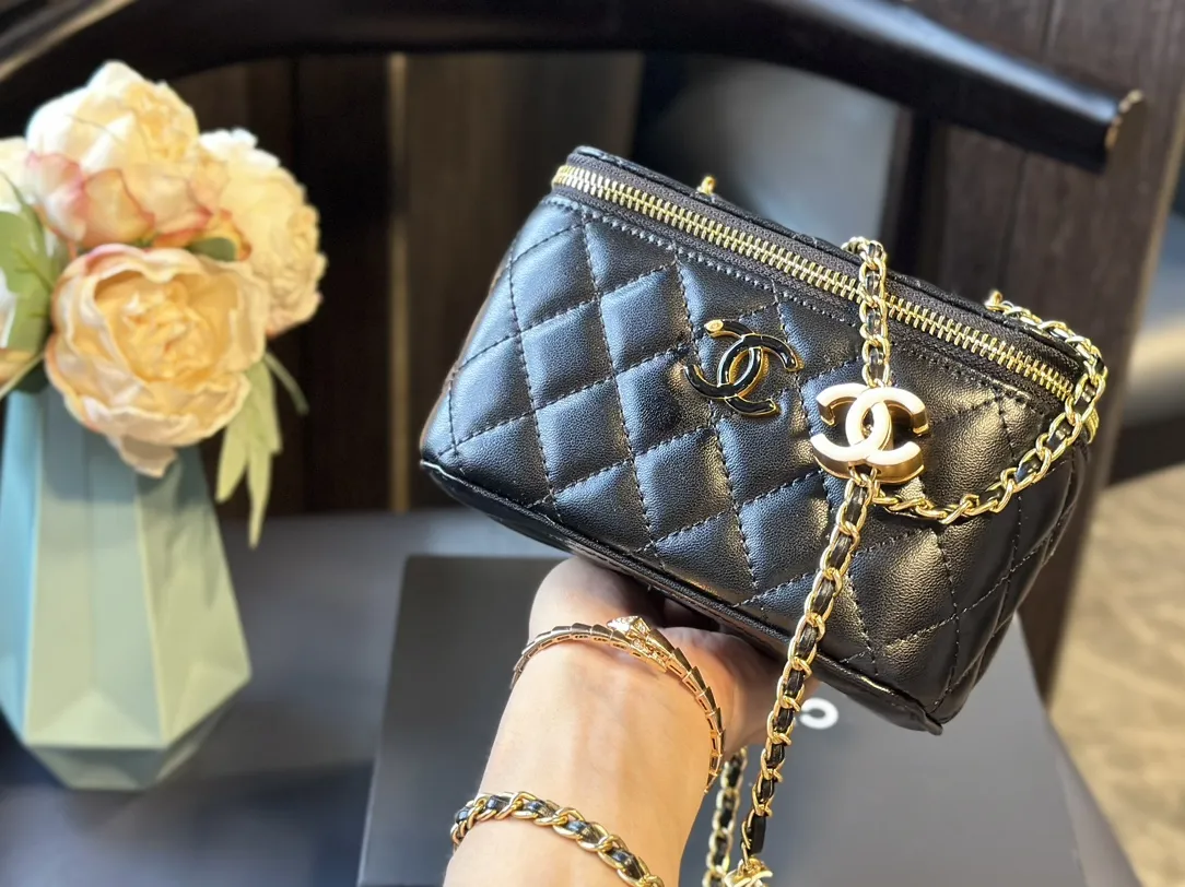 Small Vanity Case White Patent Leather Antique Gold Hardware