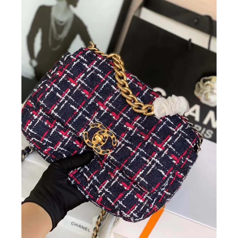 Chanel 19 Flap Bag In Tweed As1160