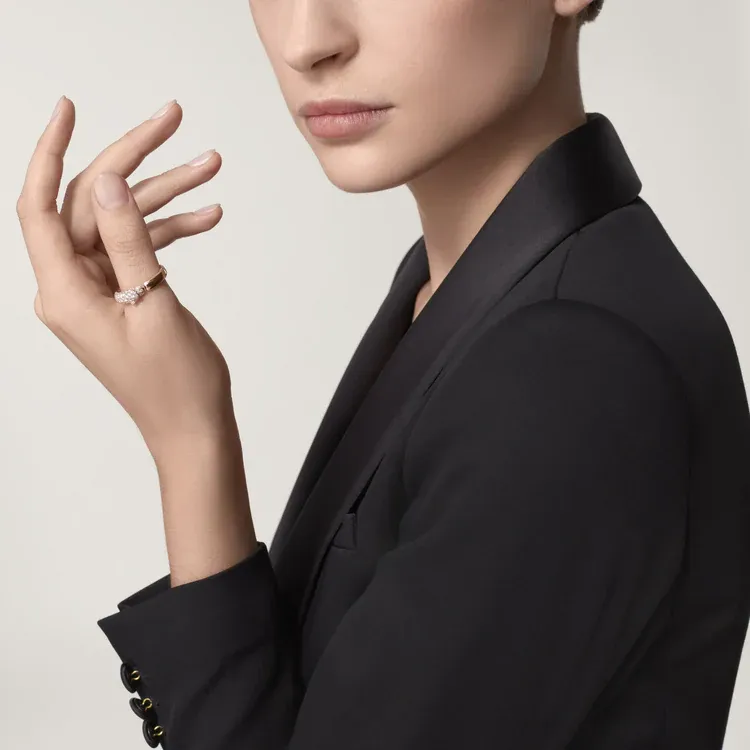 PANTHÈRE DE CARTIER RING