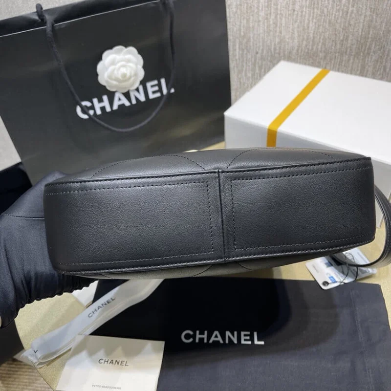 Chanel Hobo Handbag Calfskin Black As2844