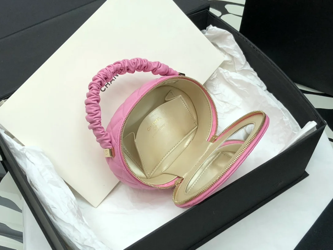 Chanel Vanity Case Shiny Gold Pink Bag For Women 9.5cm/3.7in