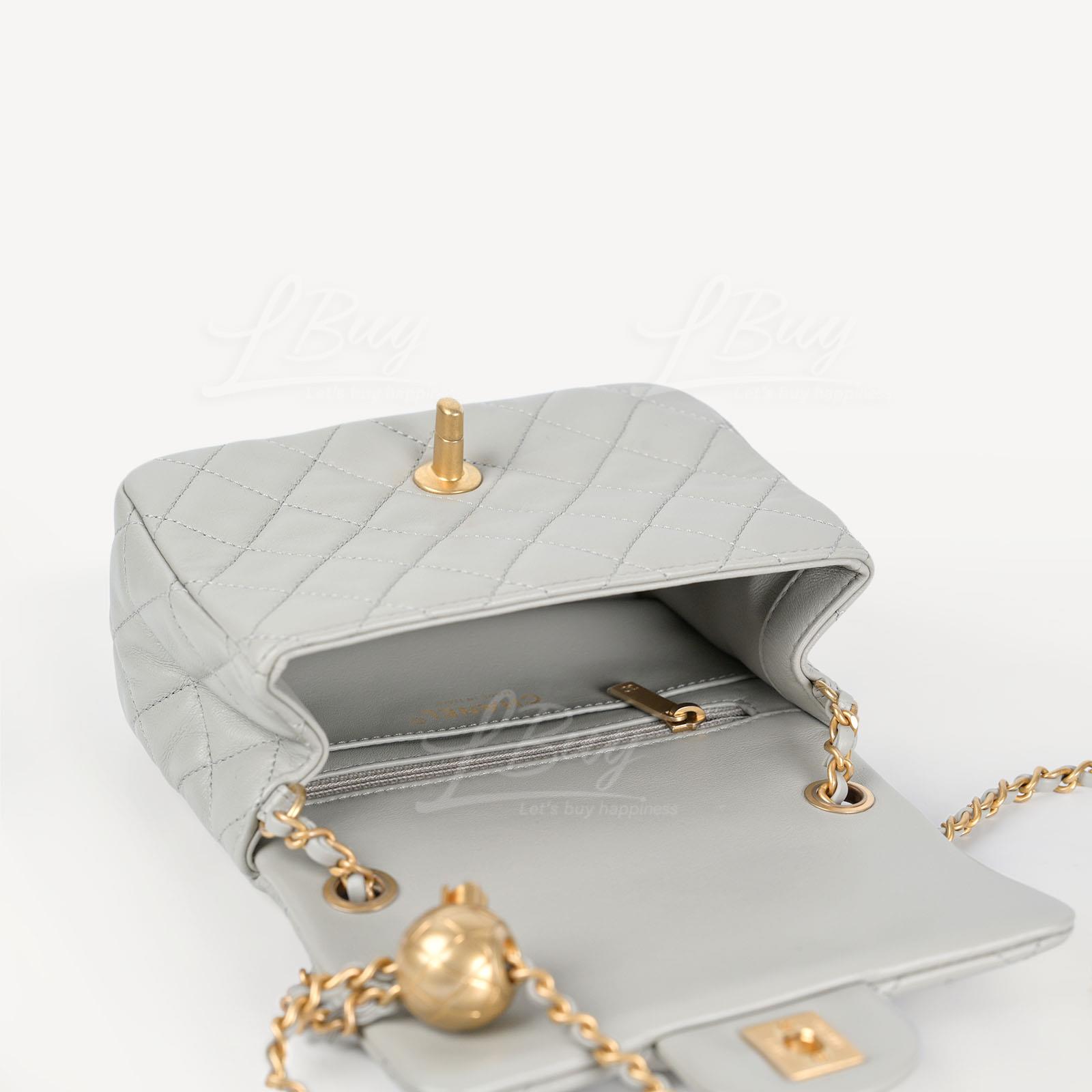 Lambskin Quilted CC Pearl Crush Mini Flap Light grey