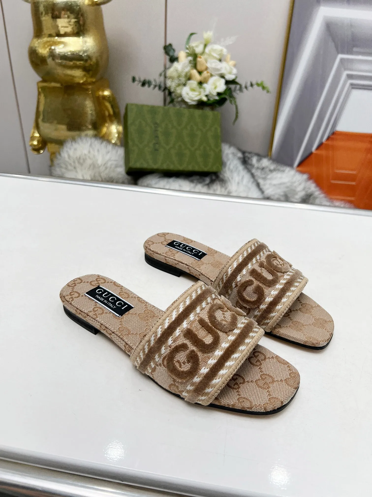GG new arrival womne slippers 02