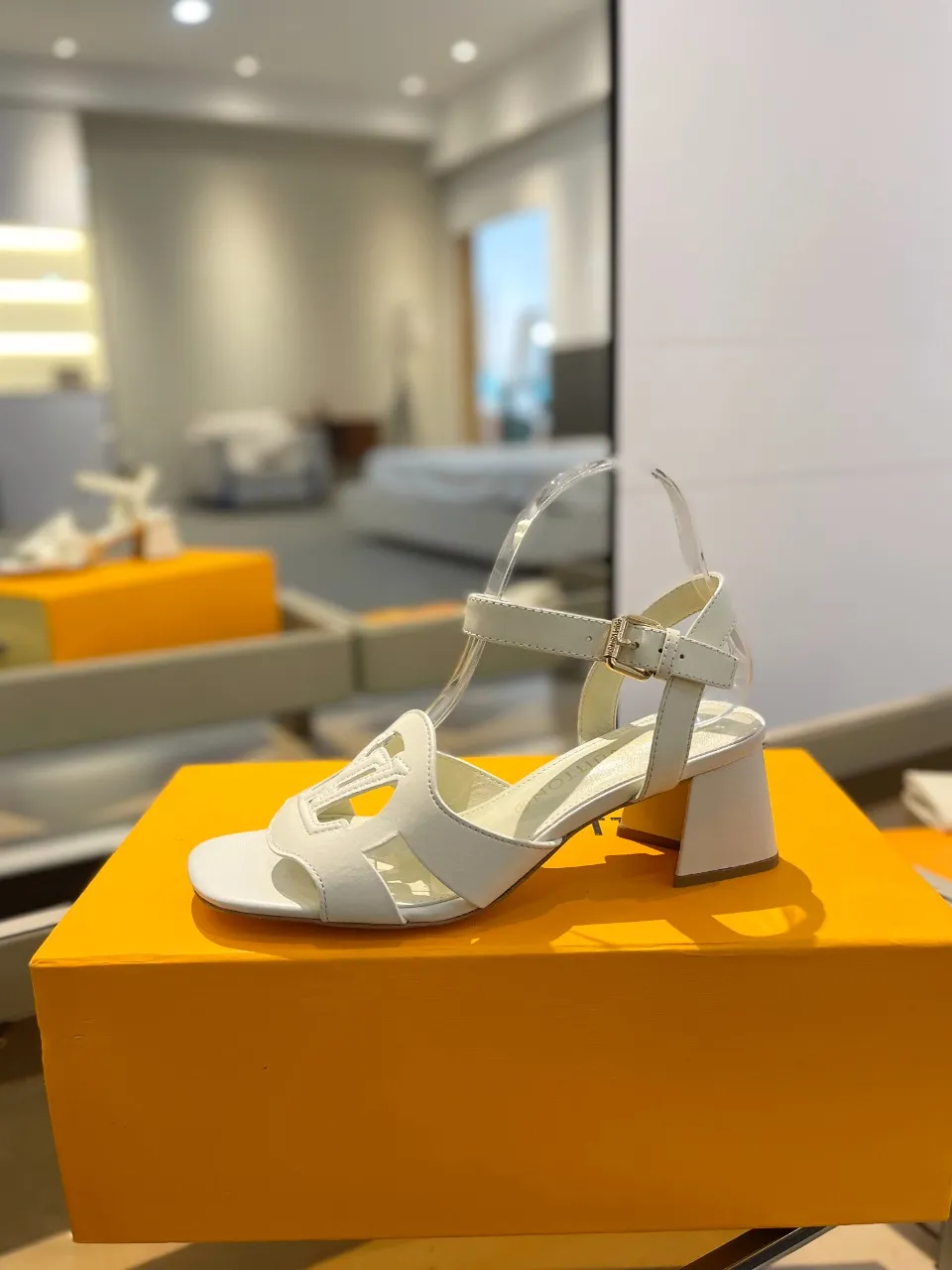 Louis new arrival women summer shoes