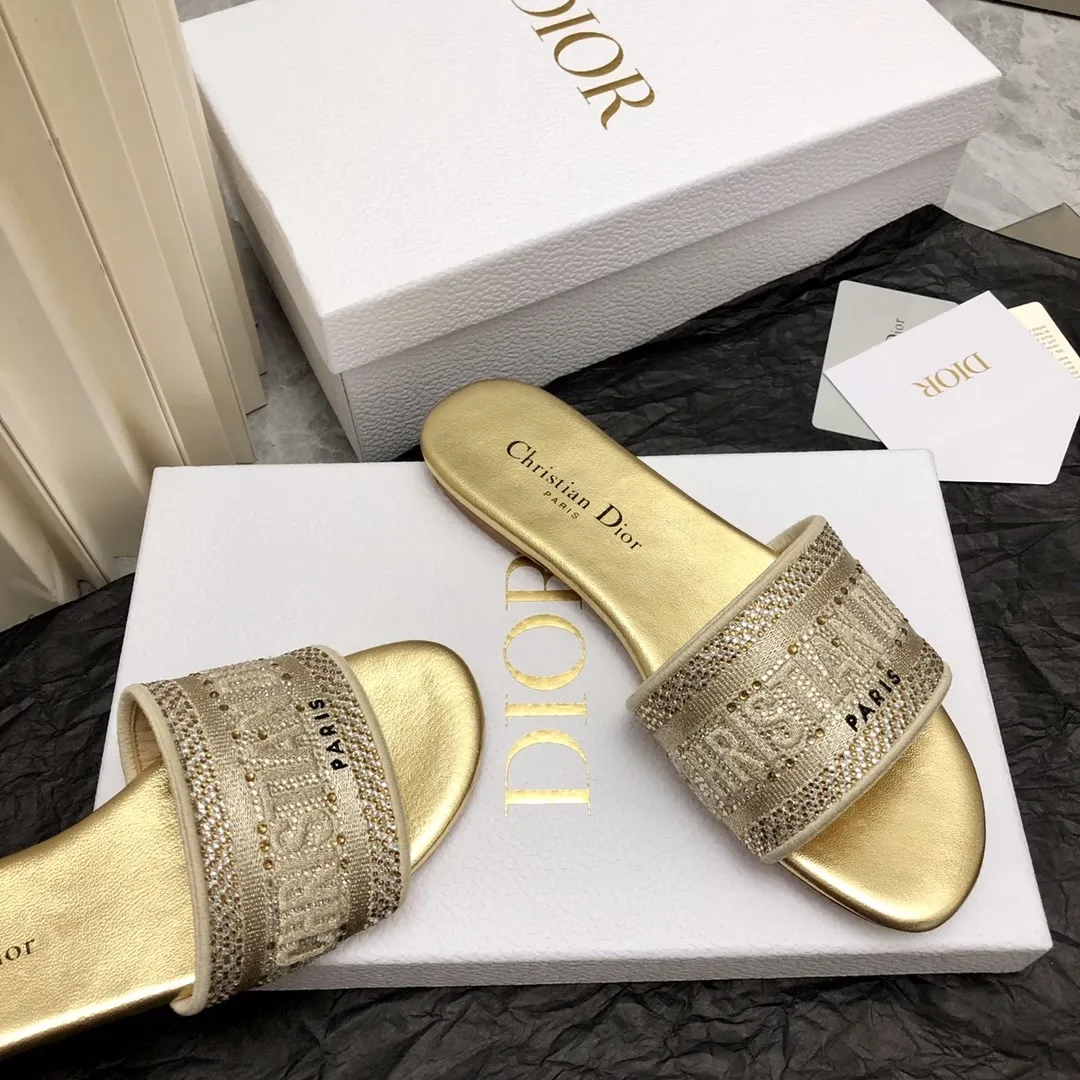 D new arrival women slippers with diamond