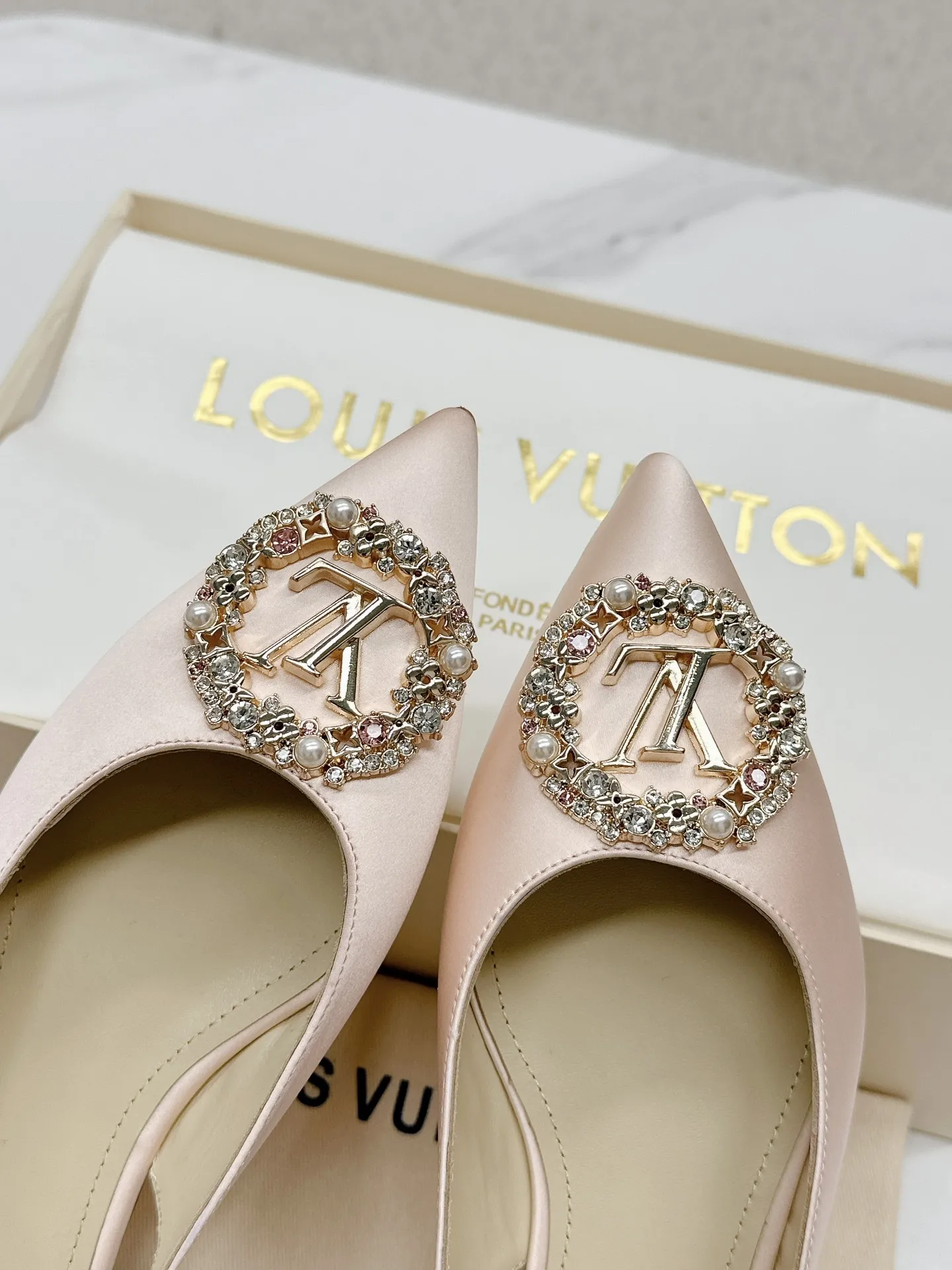 Louis new arrival women shoes