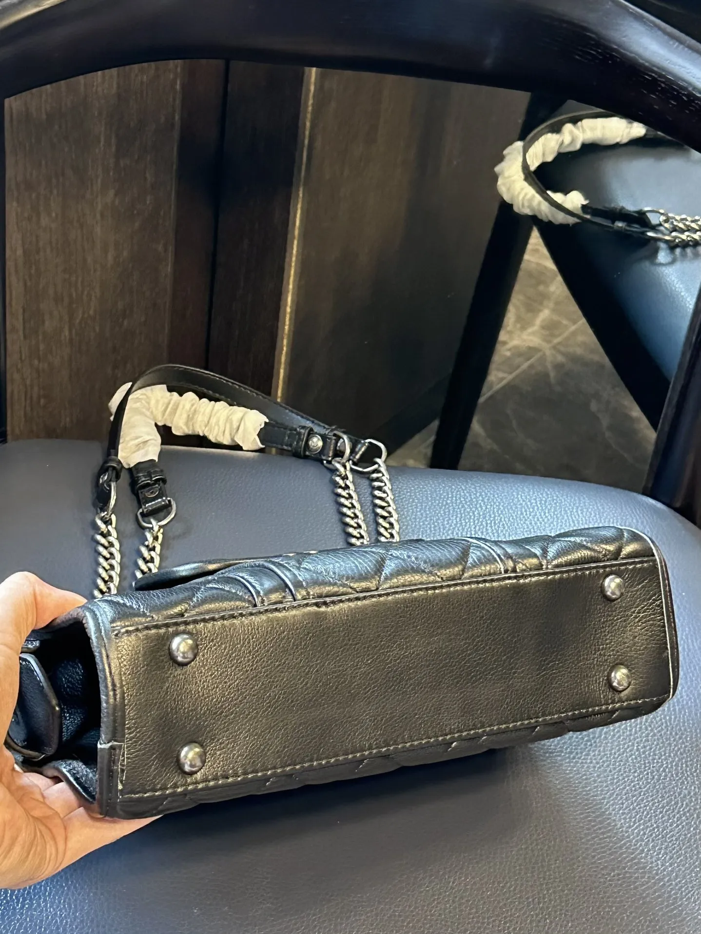 Calfskin Quilted Small Casual Riviera Zip Shoulder Bag Black