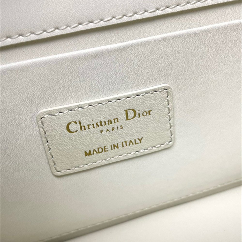Dior 30 Montaigne-3349 White