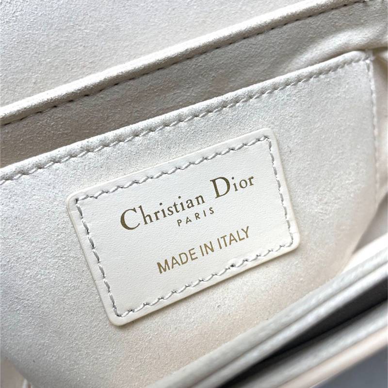 Dior 30 Montaigne Avenue Bag White Box Calfskin