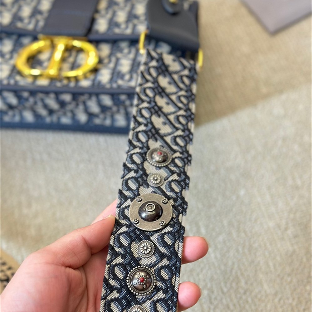 Dior 30 Montaigne East-West Bag with Chain