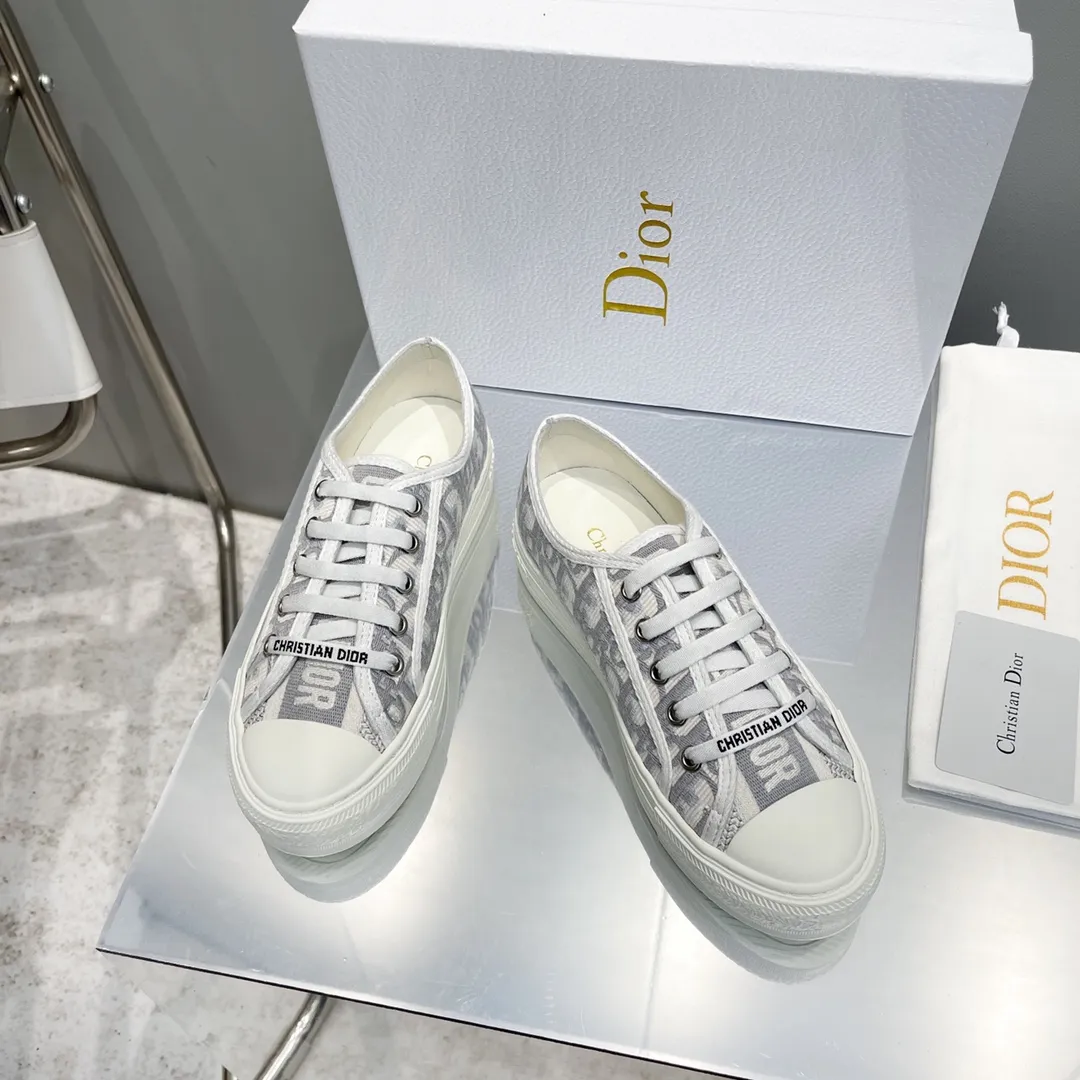 D new arrival women sneakers 02
