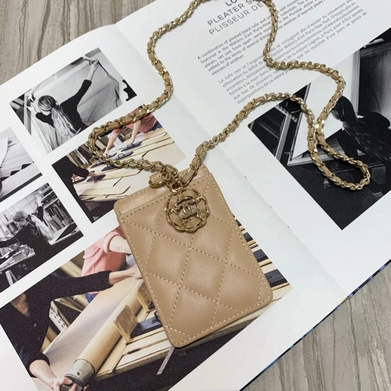 Chanel 19 In The Fall Of The New Camellias Work The Cards The Card Pack 86068