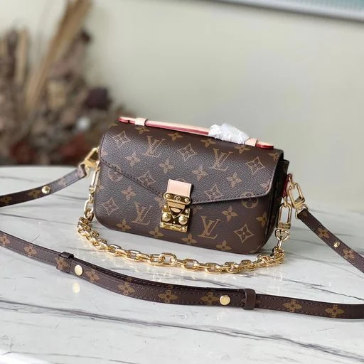 Louis Vuitton M46279 POCHETTE MéTIS EAST WEST