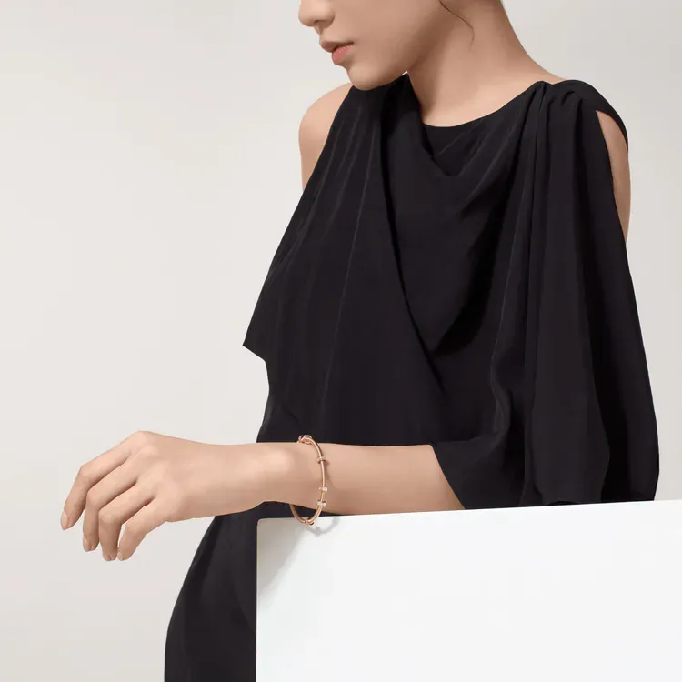 ECROU DE CARTIER BRACELET