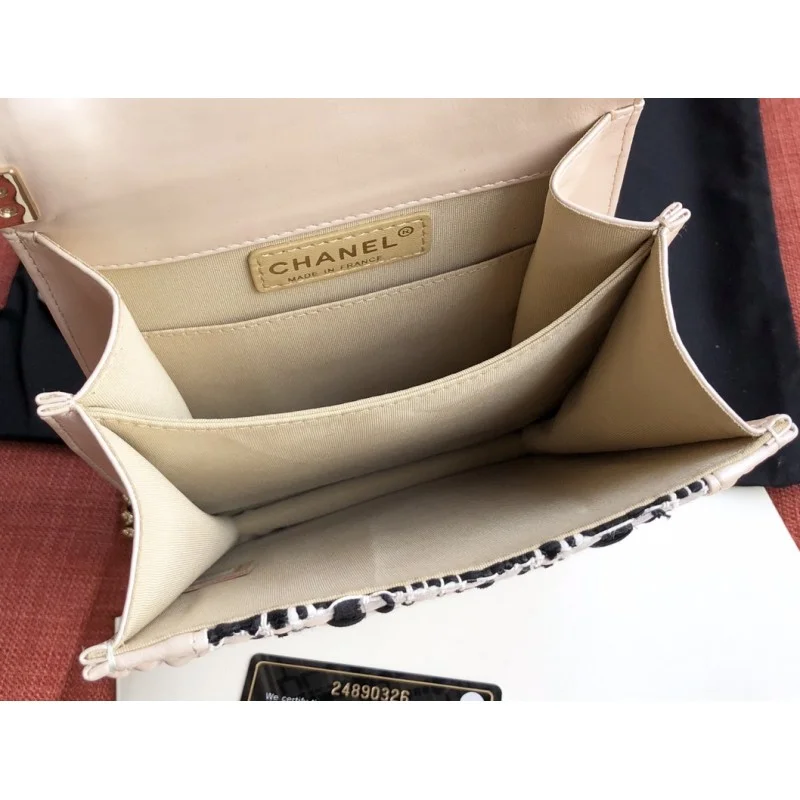 Chanel Boy Chanel Handbag As0130