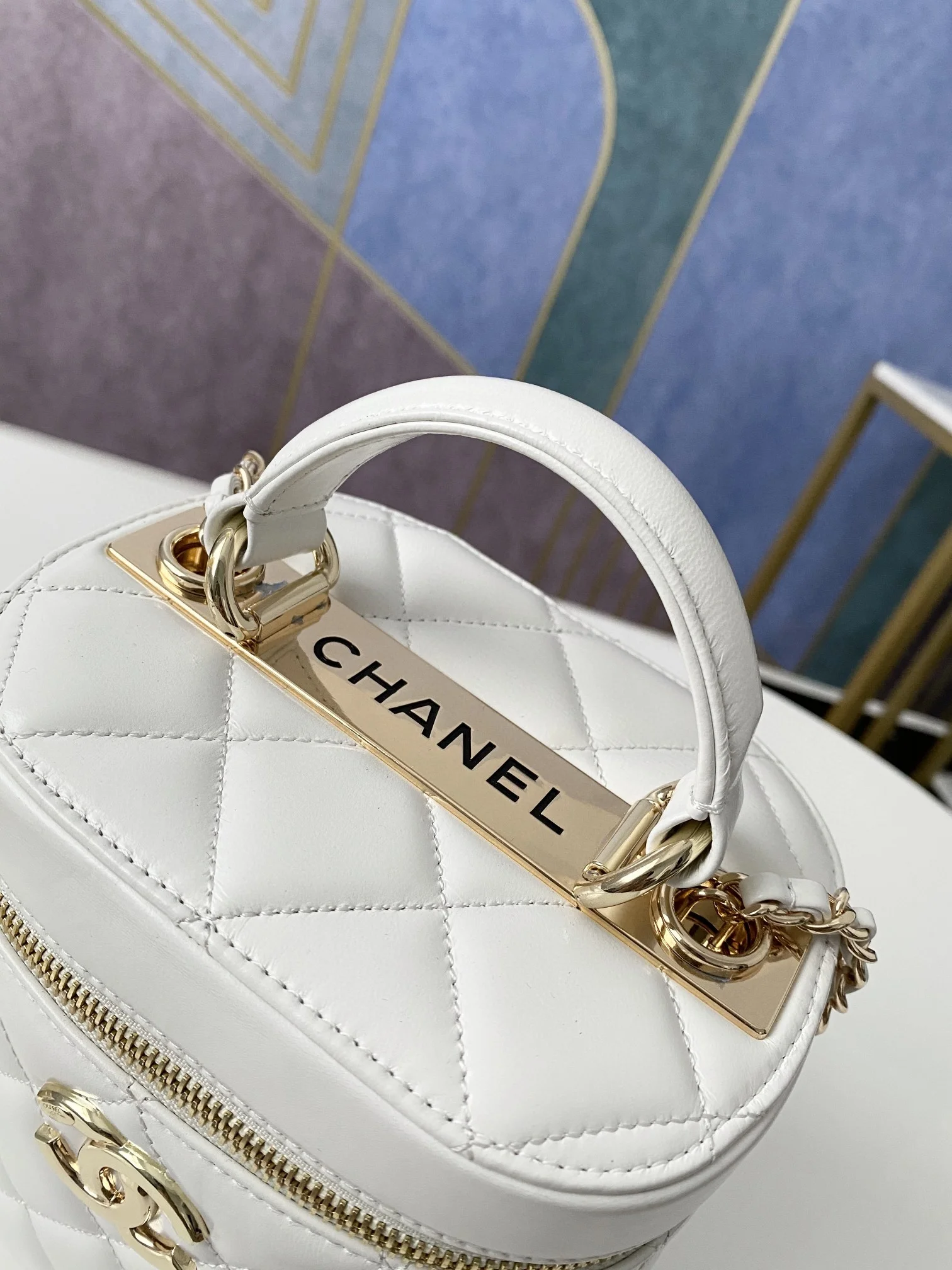 Chanel Vanity Case Gold Hardware White For Women, Women’s Handbags, Shoulder Bags 9.4in/24cm
