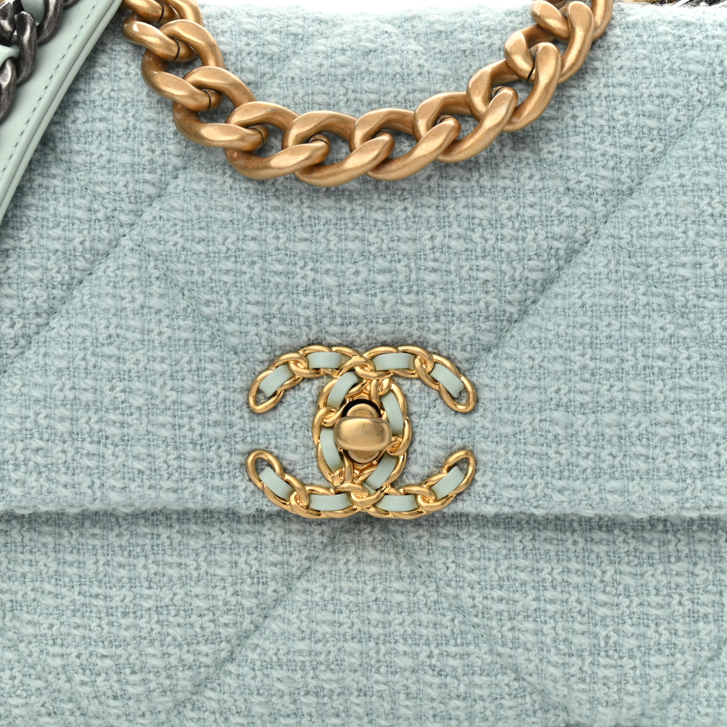 Tweed Mixed Fibers Quilted Medium Chanel 19 Flap Light Green