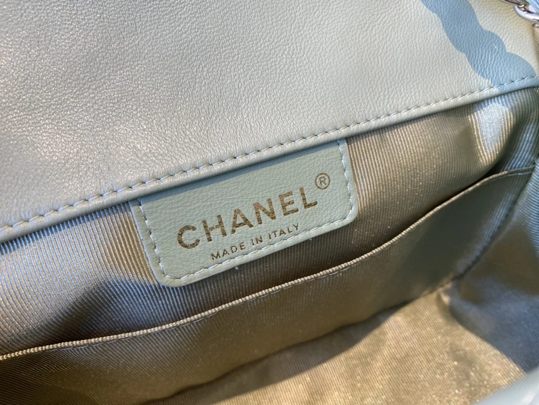 Chanel Small Flap Bag Gold Hardware Green For Women, Women’s Handbags, Shoulder Bags 7.5in/19cm AS2232