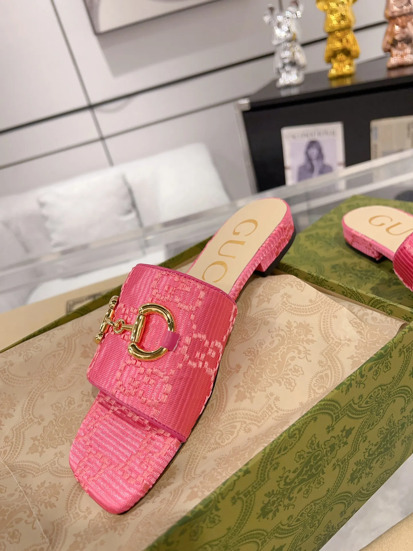 GG new arrival women slippers 01