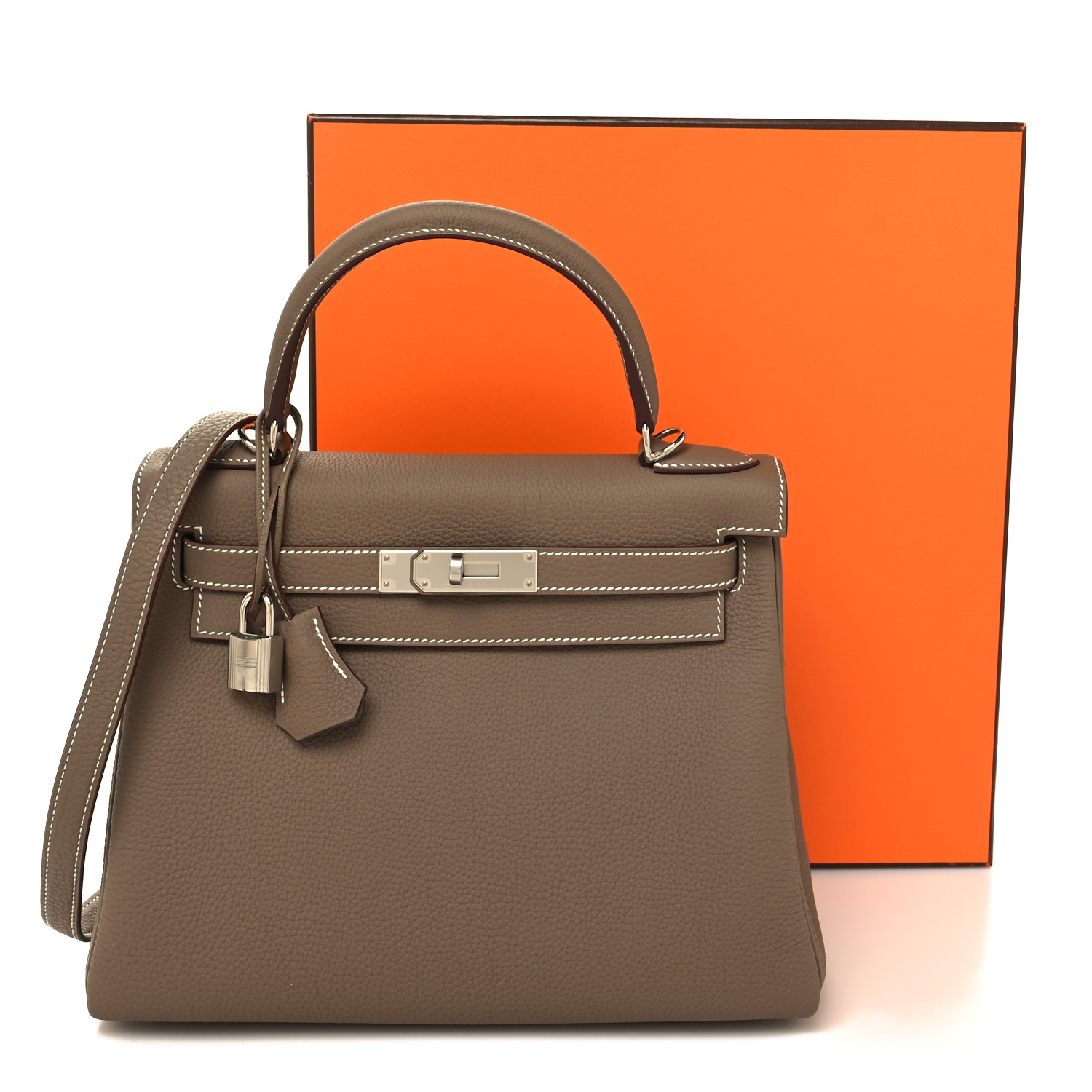 Togo Kelly Retourne 28 Etoupe