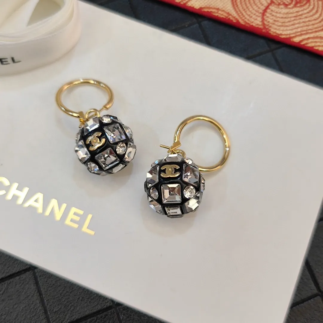 CC Earrings 0003