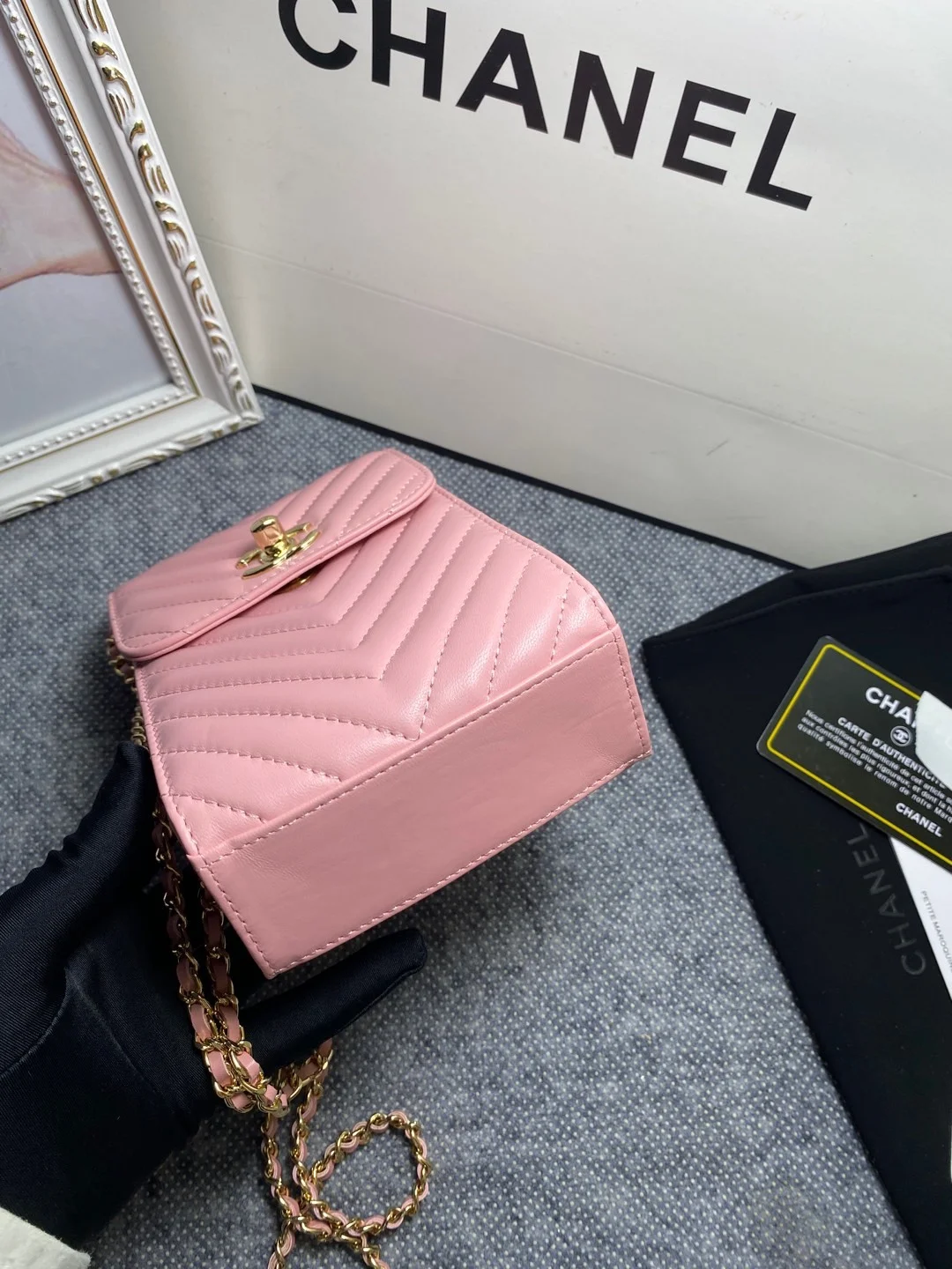 Chanel Chevron Trendy Cc Phone Pink Bag For Women 18cm/7in