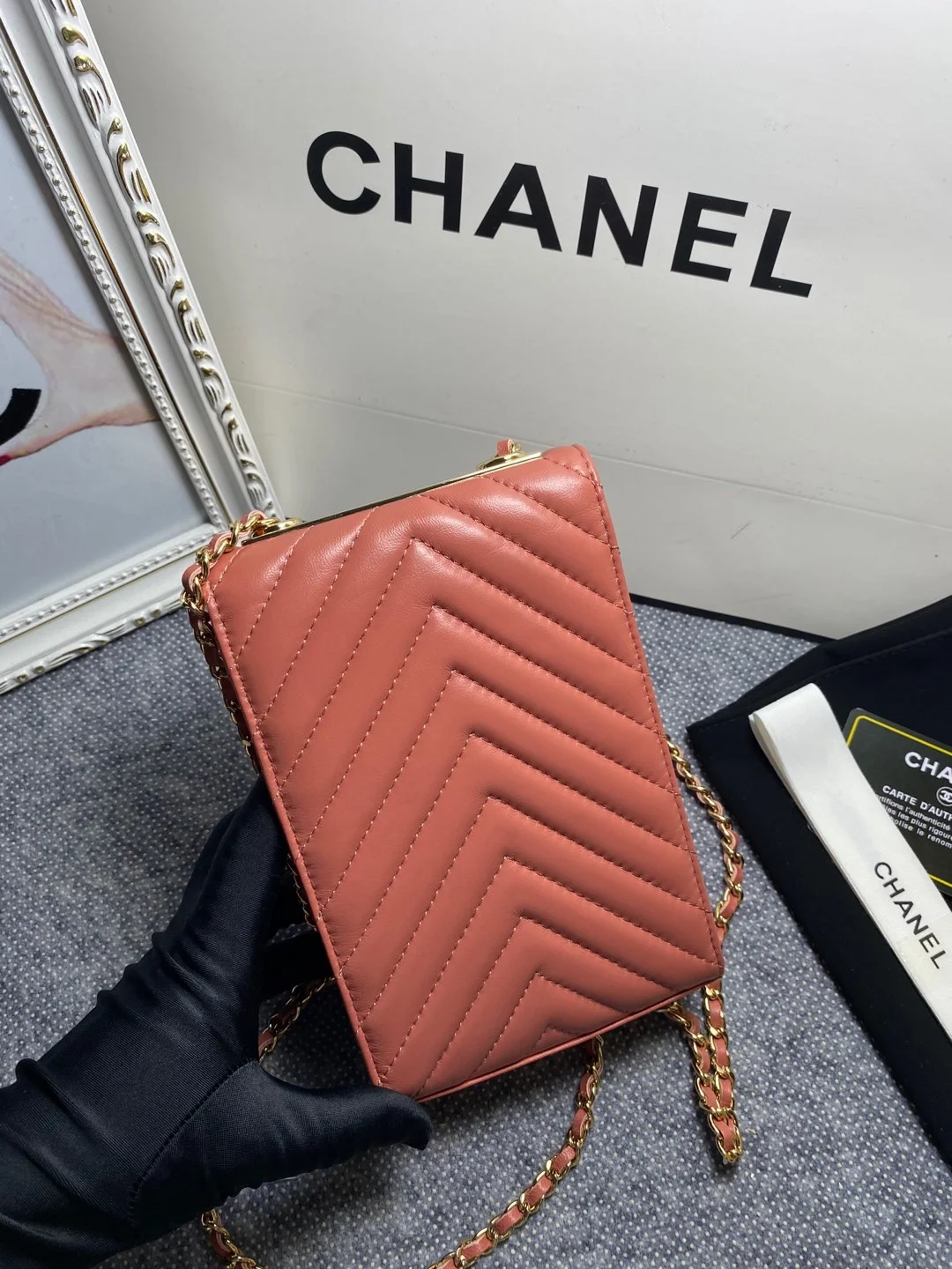 Chanel Chevron Trendy Cc Phone Nude Bag For Women 18cm/7in