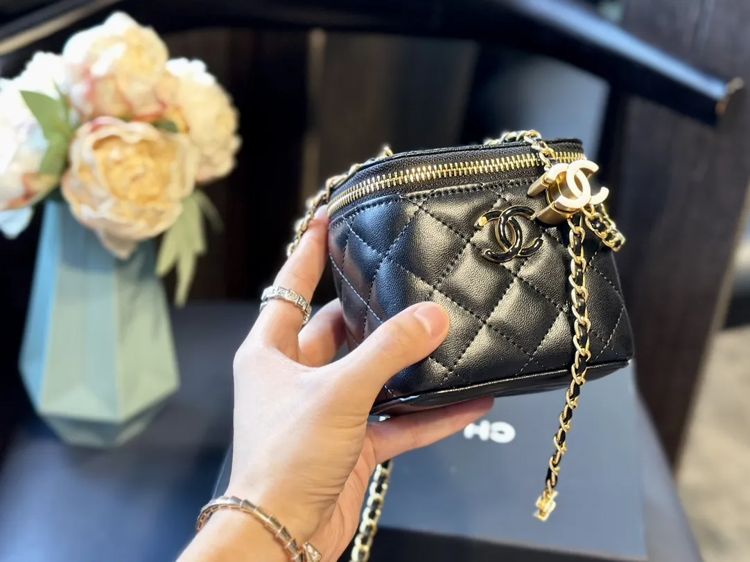 Small Vanity Case White Patent Leather Antique Gold Hardware