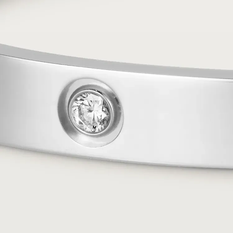 LOVE BRACELET, 10 DIAMONDS