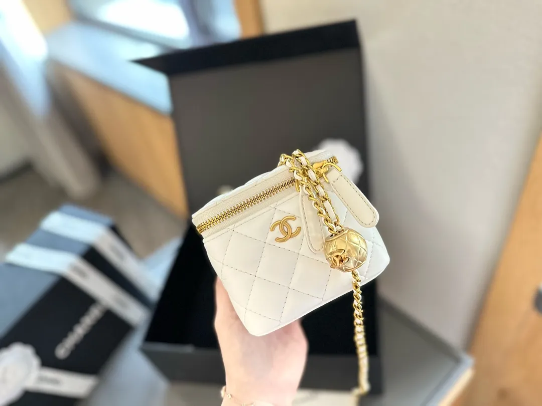 Pearl Crush Vanity Case with Chain Quilted Lambskin Mini