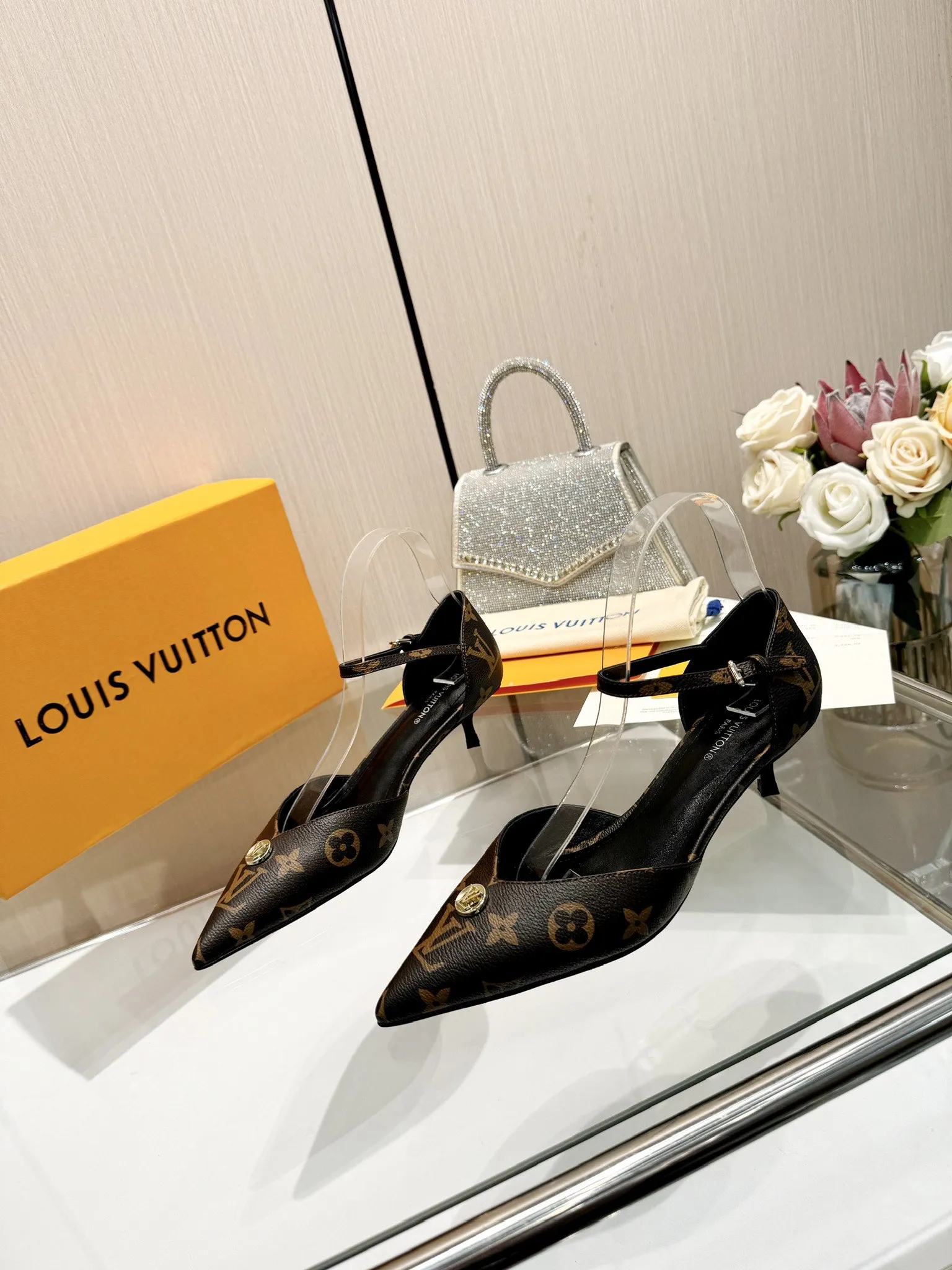 Louis new arrival women shoes heels 4 cm
