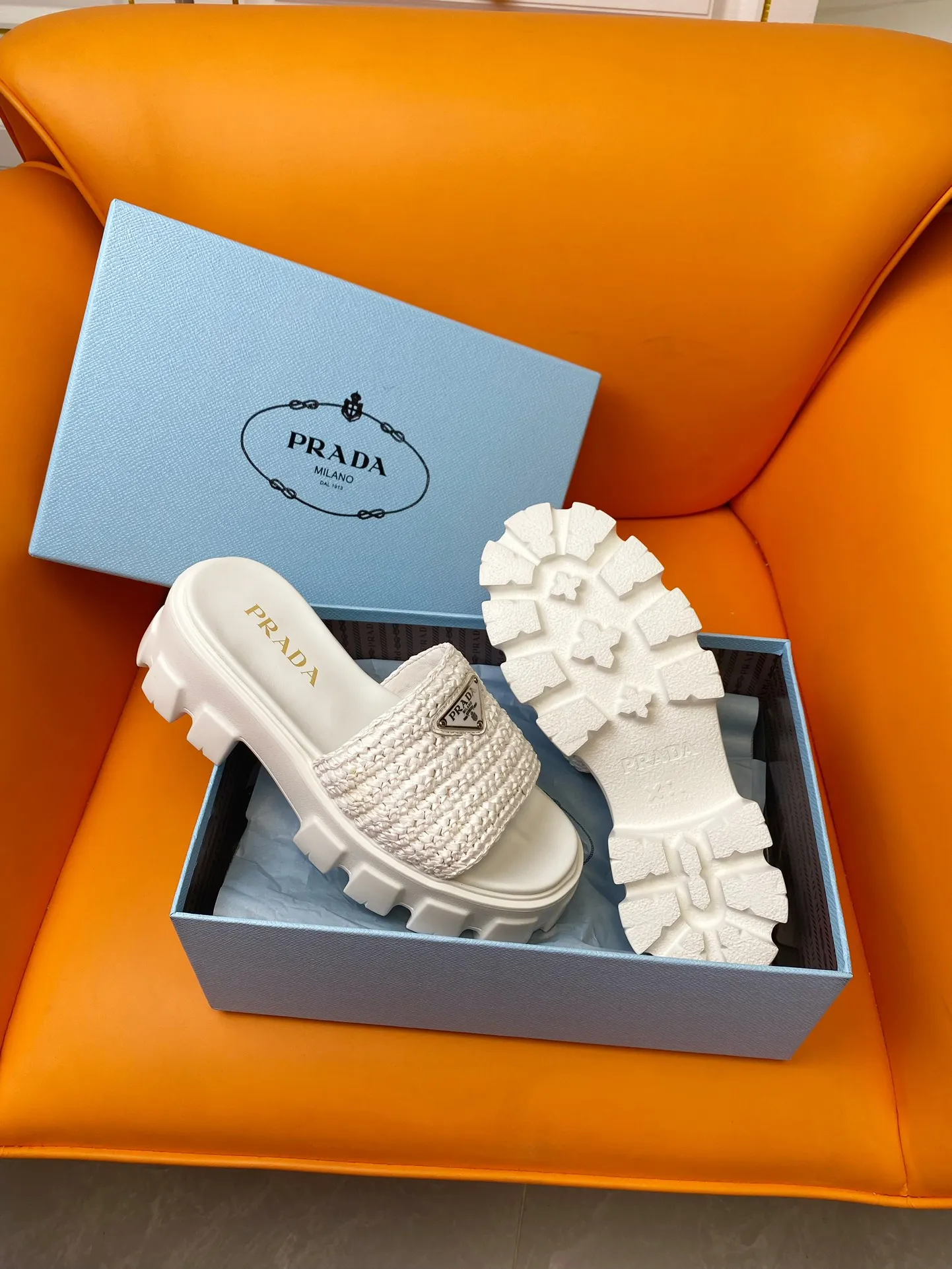 Pra 2024 new arrival women slippers