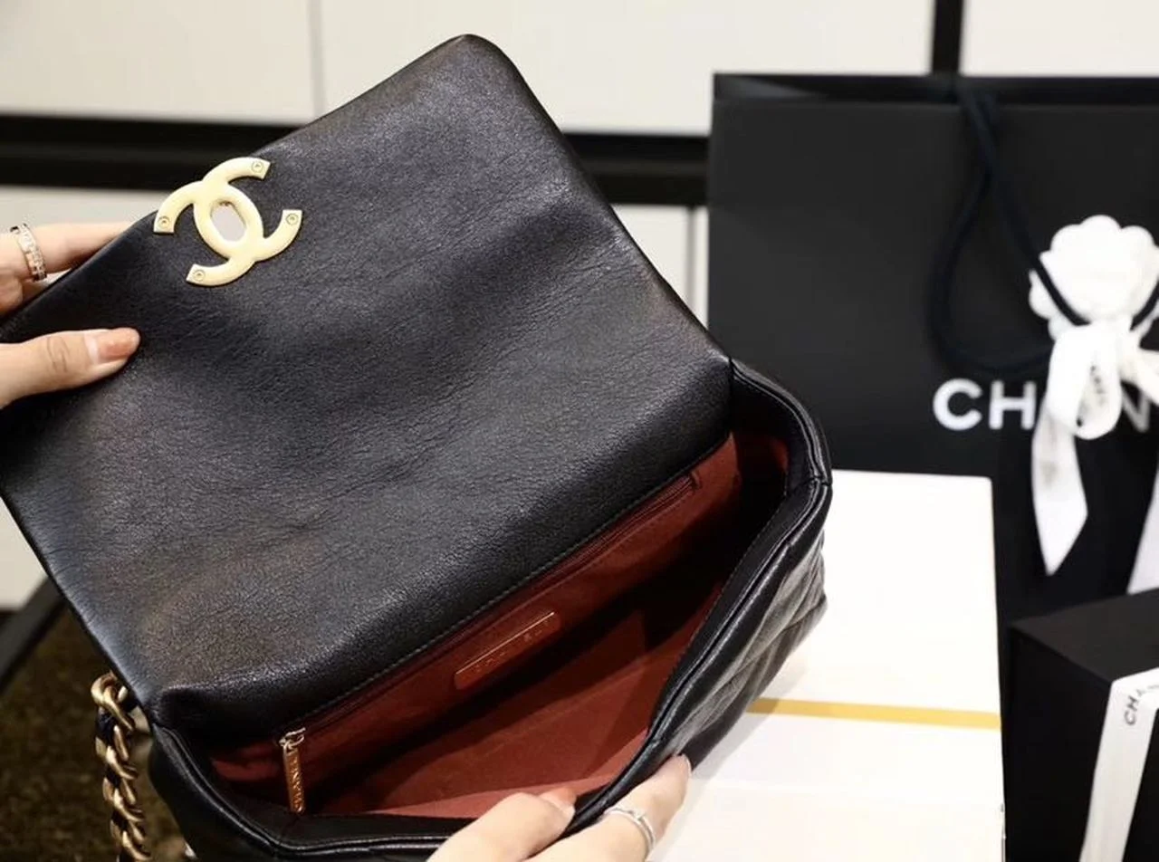 Chanel 19 Handbag 26cm Black For Women AS1160 B04852 94305
