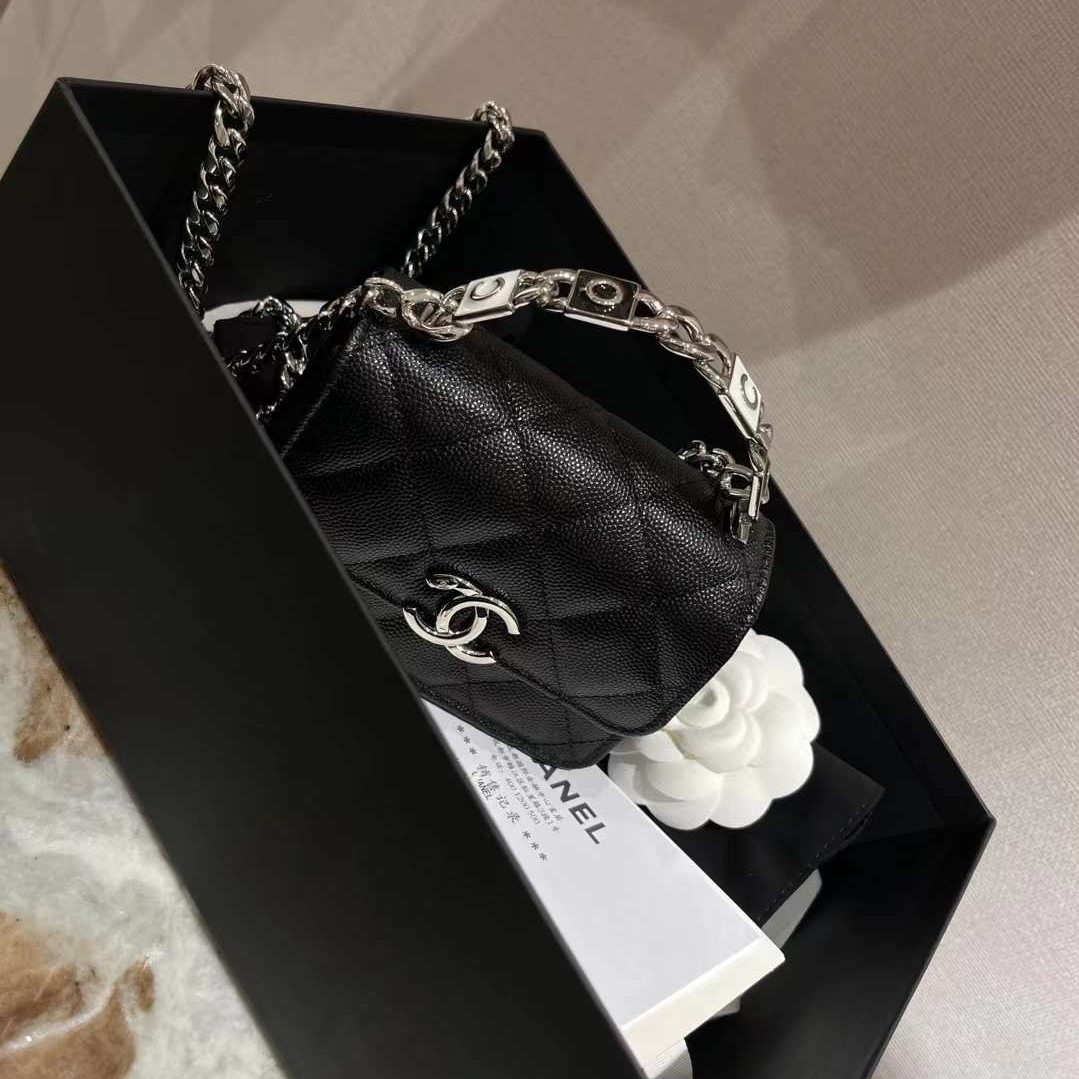 Chanel Enamel Handle Clutch with Chain in Grained Calfskin