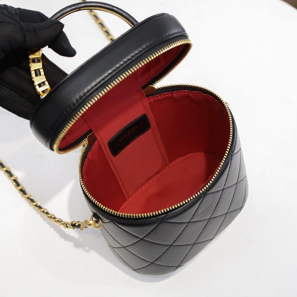 Chanel limited edition small bucket bag - black