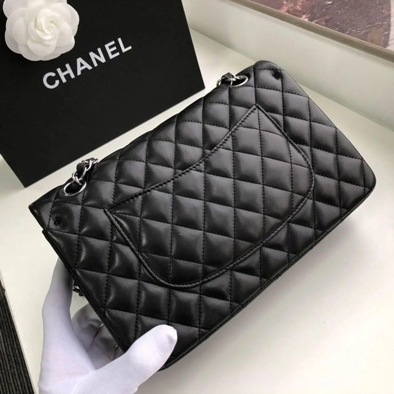 Chanel Classic HandBag Black For Women 9.9in/25.5cm A01112