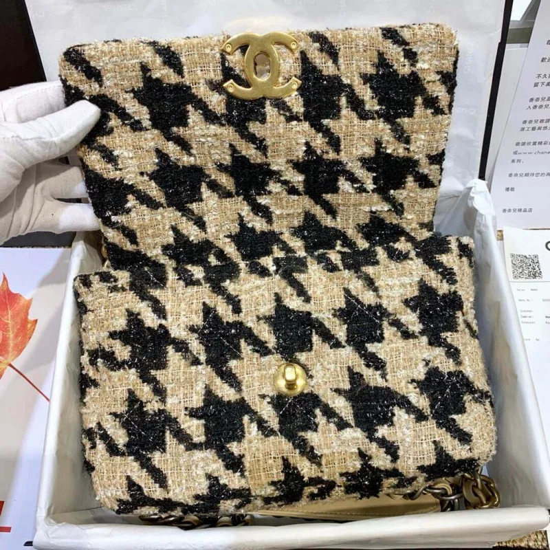 Chanel 19 Tweed Maxi Flap Bag As1160