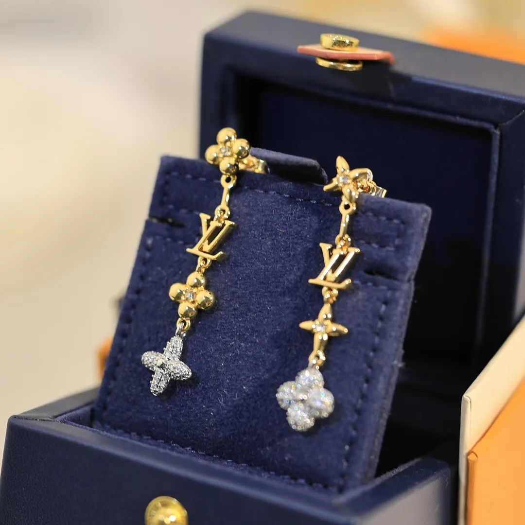 Lv New Arrival Earring 0001